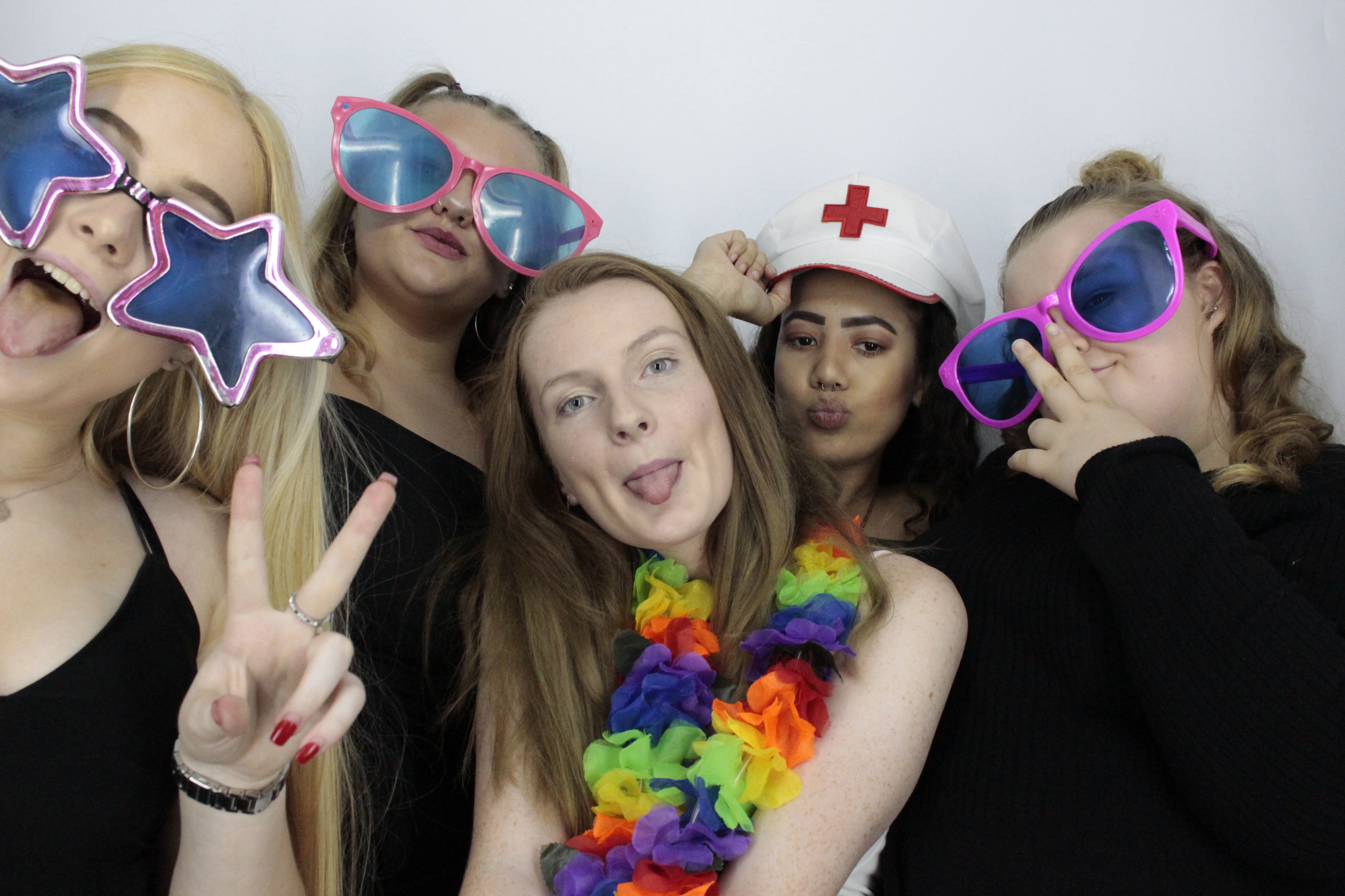 Ellesse's 21st Birthday | View more photos from the event at gallery.myphotoboothexperience.co.uk/u/MyPhotoBoothExperienceLtd/Ellesses-21st-Birthday